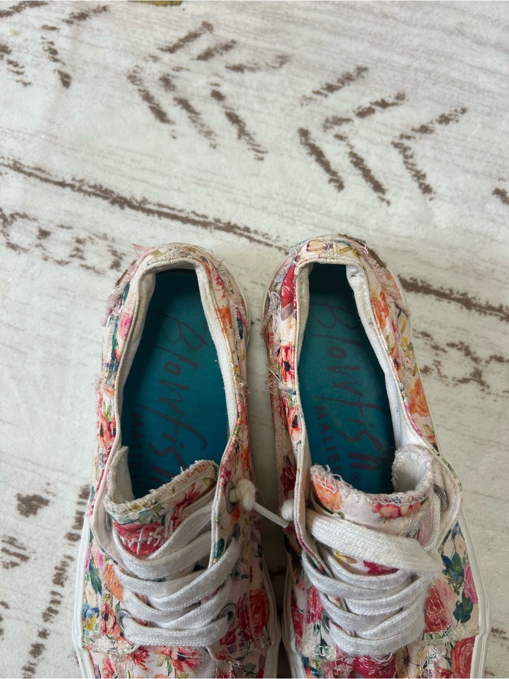 Blowfish Malibu Floral Canvas Sneakers Womens Size 8 Casual Shoes Cottagecore - Picture 9 of 12
